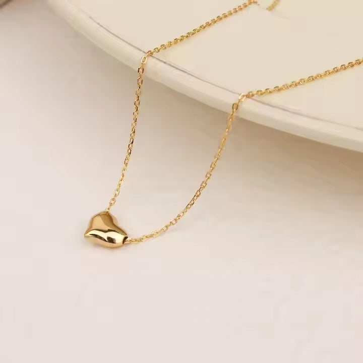 The Puffy Heart Necklace